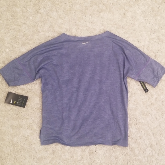 Nike Dri-fit Top - Picture 2 of 5